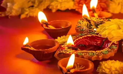 వాస్తు ప్రకారం దీపావళి రోజు దీపాలను ఎలా? ఎక్కడ వెలిగించాలో తెలుసా?