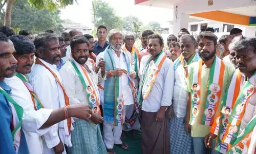 భూ కబ్జాదారులను తరిమికొట్టాలి.. దామోదర్‌ రాజనర్సింహ