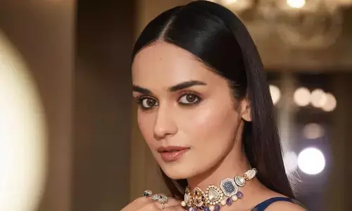 Manushi Chhillar looks beautiful
