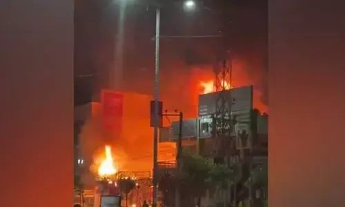 HYD: నాంపల్లిలో భారీ అగ్నిప్రమాదం.. మంటల్లో చిక్కుకుని ఏడుగురు కార్మికులు మృతి!