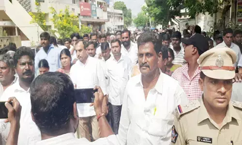 ప్రొద్దుటూరులో ఉద్రిక్తత: టీడీపీ ఇన్‌చార్జి ప్రవీణ్ కుమార్ రెడ్డి అరెస్ట్