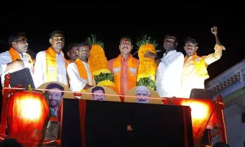 బీఆర్ఎస్, కాంగ్రెస్ అభ్యర్థుల మాయ మాటలు నమ్మొద్దు : హుస్సేన్ నాయక్