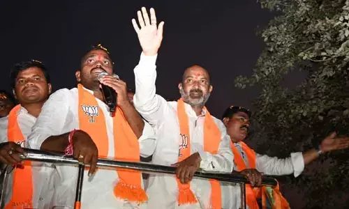 గంగుల.. దమ్ముంటే బహిరంగ చర్చకు రా : బండి సంజయ్