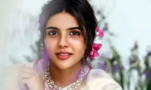 కమెంటేటర్‌గా మారాలనుకుంటున్న యంగ్ హీరోయిన్.. (వీడియో)