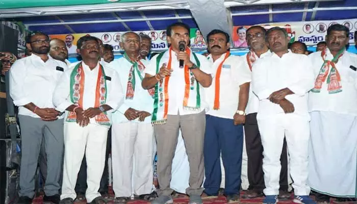 ఉచిత విద్యుత్తు ఇవ్వడంలో నా పాత్ర ఎంతో ఉంది.. మాజీ మంత్రి ఉచిత విద్యుత్తు ఇవ్వడంలో నా పాత్ర ఎంతో ఉంది.. మాజీ మంత్రి