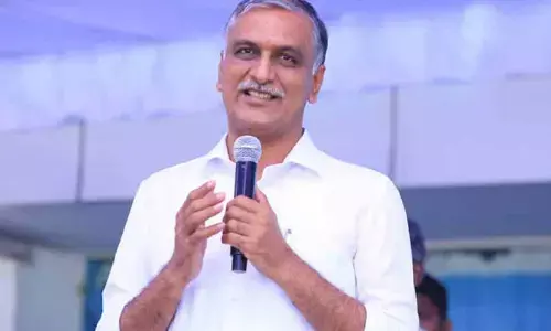 TSPSC పేపర్ లీక్ పొరపాటే.. మంత్రి హరీష్ రావు కీలక వ్యాఖ్యలు