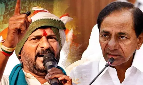 మోసం చేయడంలో కేసీఆర్‌ను మించిన వారే లేరు: రేవంత్ రెడ్డి