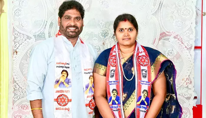 టీడీపీ-జనసేనపొత్తుతో ముందుకెళ్తాం..వైసీపీని ఓడిస్తాం: జనసేన నేత జాన్ బాబు టీడీపీ-జనసేనపొత్తుతో ముందుకెళ్తాం..వైసీపీని ఓడిస్తాం: జనసేన నేత జాన్ బాబు