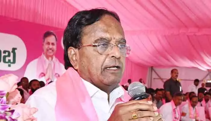 చిదంబరం చరిత్రను వక్రీకరిస్తున్నారు.. పొన్నాల లక్ష్మయ్య సీరియస్ చిదంబరం చరిత్రను వక్రీకరిస్తున్నారు.. పొన్నాల లక్ష్మయ్య సీరియస్