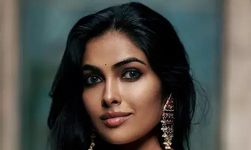 Divi Vadthya