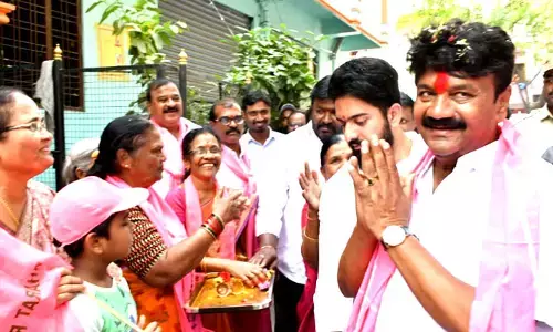 ప్రజలను కాంగ్రెస్ నేతలు తప్పుదోవ పట్టిస్తున్నారు