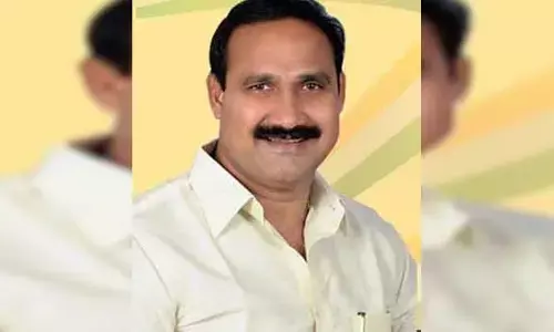 చిలకమ్మ చెప్పింది..మల్లయ్య యాదవ్ గెలుపు అనుకూలమని