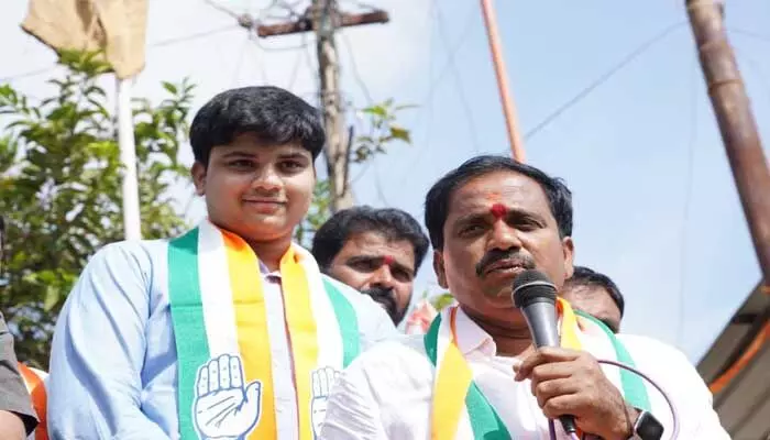 కల్వకుర్తి ప్రాంతం డబుల్ బెడ్ రూమ్ ఇండ్లకు నోచుకోలేదు : కసిరెడ్డి కల్వకుర్తి ప్రాంతం డబుల్ బెడ్ రూమ్ ఇండ్లకు నోచుకోలేదు : కసిరెడ్డి