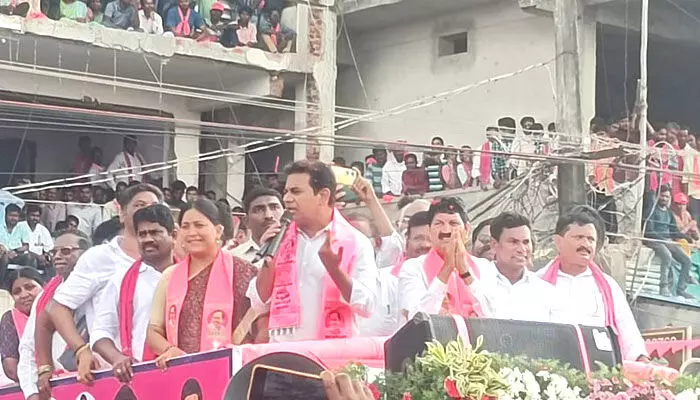 రాష్ట్రంలో గులాబీ గాలి వీస్తుంది రాష్ట్రంలో గులాబీ గాలి వీస్తుంది