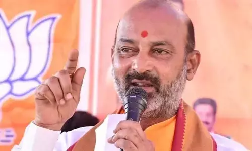 కేసీఆర్ మళ్లీ గెలిస్తే రాముడు అయోధ్యలో పుట్టలేదంటాడు: బండి సంజయ్