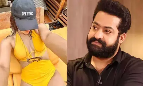 ఎన్టీఆర్‌తో రొమాన్స్ చేయడం కోసం తెగ కష్టపడుతోన్న లేడీ అసిస్టెంట్ డైరెక్టర్!