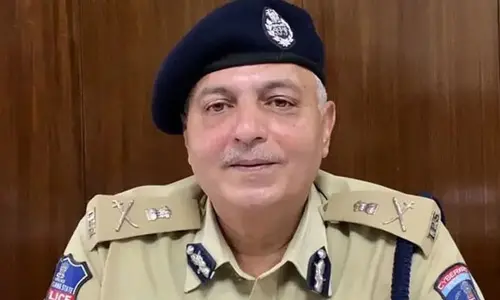 హైదరాబాద్ సీపీ సందీప్ శాండిల్యకు గుండెపోటు