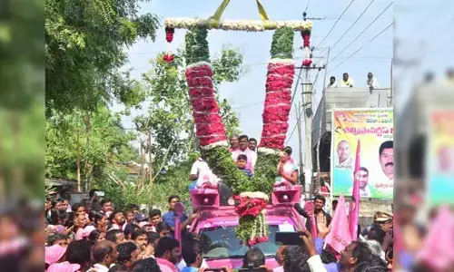 పదేళ్లు ప్రజా సంక్షేమంలోనే కొనసాగా