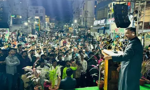 బీజేపీ, కాంగ్రెస్‌లను టార్గెట్ చేసిన అక్బరుద్దీన్