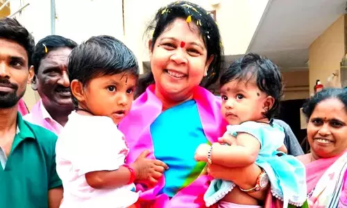 Puvvada Ajay Kumar : 52వ డివిజన్ లో పువ్వాడ అజయ్ సతీమణి ప్రచారం