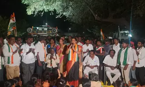 కేసీఆర్ పాలనలో మహిళలకు భద్రత కరువు : సింగపురం ఇందిరా