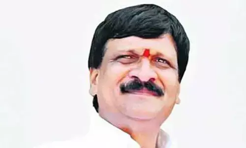 తెలంగాణ మీ అబ్బా జాగీరా కాదు : మైనంపల్లి