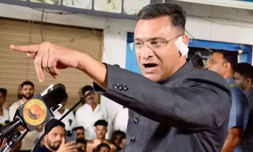 పోలీసులను బెదిరించిన అక్బరుద్దీన్.. బుల్డోజర్ రియాక్షన్ తప్పదంటూ బీజేపీ కౌంటర్ (వీడియో)