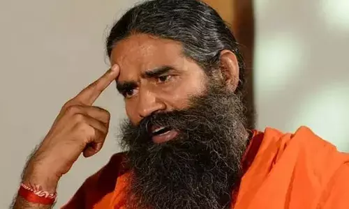బాబా రాందేవ్‌కు మరోసారి సుప్రీంకోర్టు మొట్టికాయలు.. ఎందుకు ?