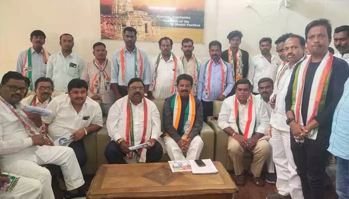 నడిగడ్డలో ఎక్కడుంది సస్యశ్యామలం.. మంద జగన్నాథం నడిగడ్డలో ఎక్కడుంది సస్యశ్యామలం.. మంద జగన్నాథం
