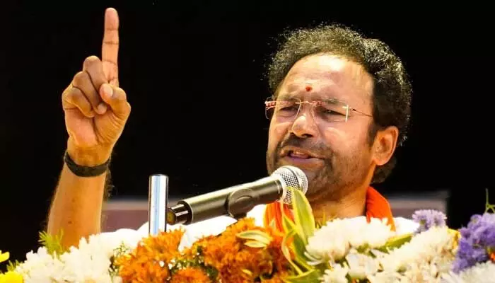ఆ ఉత్తరాలను కేసీఆర్ బయటపెట్టాలి: కిషన్ రెడ్డి ఆ ఉత్తరాలను కేసీఆర్ బయటపెట్టాలి: కిషన్ రెడ్డి