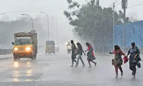 వాతావరణ శాఖ హెచ్చరిక.. మూడ్రోజులు ఇళ్ల నుంచి బయటకు రాకండి