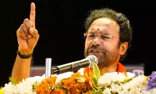 ఆ ఉత్తరాలను కేసీఆర్ బయటపెట్టాలి: కిషన్ రెడ్డి
