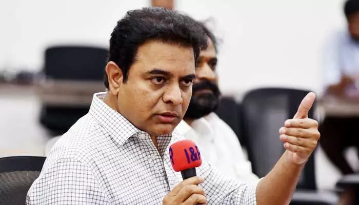డీప్ఫేక్లపై కేటీఆర్ అప్రమత్తం.. బీఆర్ఎస్ శ్రేణులకు కీలక హెచ్చరిక డీప్ఫేక్లపై కేటీఆర్ అప్రమత్తం.. బీఆర్ఎస్ శ్రేణులకు కీలక హెచ్చరిక