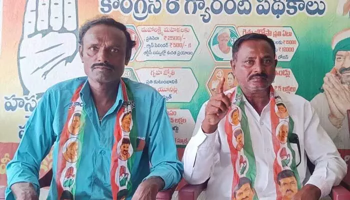 హరిప్రియకు ఓటుతో బుద్ధిచెప్పాలి : బాపనపల్లి సుందర్ హరిప్రియకు ఓటుతో బుద్ధిచెప్పాలి : బాపనపల్లి సుందర్