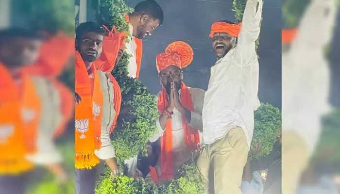 దుబ్బాకకు నెంబర్ వన్ విలన్ హరీష్ రావు : ఎమ్మెల్యే దుబ్బాకకు నెంబర్ వన్ విలన్ హరీష్ రావు : ఎమ్మెల్యే