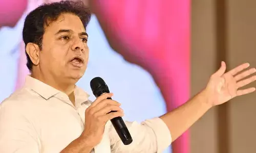 ఎన్నికల వేళ కేటీఆర్‌కు BIG షాక్.. అనుచిత వ్యాఖ్యలను బయటపెట్టిన వీడియో