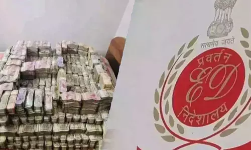 మూడు రోజుల్లో పోలింగ్.. రాష్ట్రంలో ఐటీ, ఈసీ అధికారుల పంజా