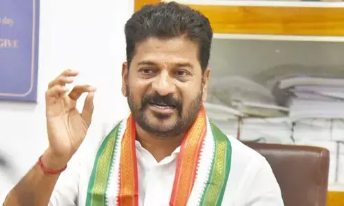 పోస్టల్ బ్యాలెట్ సమస్యపై స్పందించిన రేవంత్ రెడ్డి