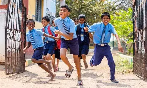 విద్యార్థులకు గుడ్ న్యూస్.. సెలవులు ప్రకటిస్తూ కీలక నిర్ణయం