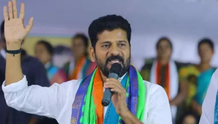HYD : బిర్లా మందిర్లో రేవంత్ రెడ్డి ప్రత్యేక పూజలు HYD : బిర్లా మందిర్లో రేవంత్ రెడ్డి ప్రత్యేక పూజలు