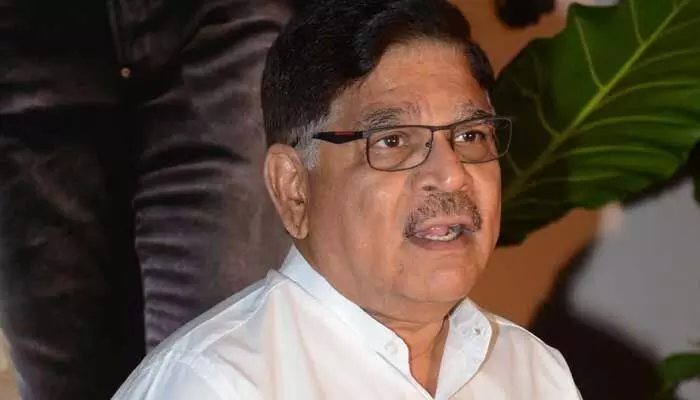 హైదరాబాద్ ఓటర్లకు అల్లు అరవింద్ అదిరిపోయే పంచ్! హైదరాబాద్ ఓటర్లకు అల్లు అరవింద్ అదిరిపోయే పంచ్!