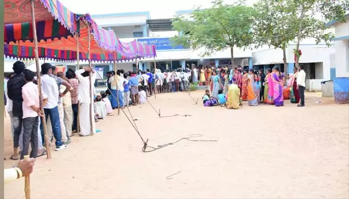 వనపర్తి నియోజకవర్గంలో ప్రశాంతంగా ముగిసిన ఎన్నికలు.. వనపర్తి నియోజకవర్గంలో ప్రశాంతంగా ముగిసిన ఎన్నికలు..