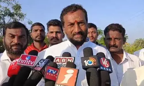 ఓటు హక్కును వినియోగించుకున్న Raghunandan Rao