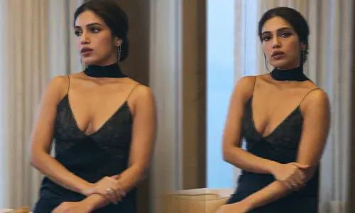 బ్లర్ ఫొటోస్‌లో బాలీవుడ్ బ్యూటీ Bhumi Pednekar అందాలు..