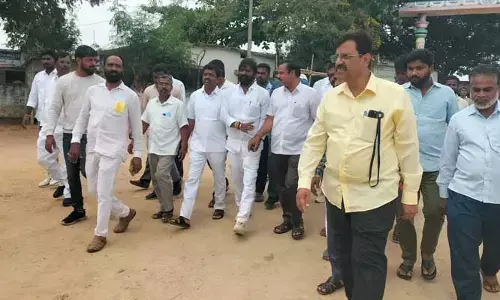 ఓటు వేసిన మంత్రి శ్రీనివాస్ గౌడ్