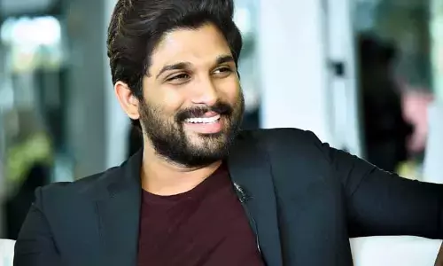 ఎలక్షన్స్ రోజు సోషల్ మీడియాలో ట్రెండ్ అవుతోన్న అల్లు అర్జున్.. ఆ అమ్మాయితో కలిసి..!