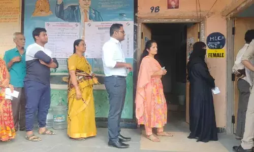 మహబూబ్ నగర్ జిల్లాలో ప్రశాంతంగా ముగిసిన ఎన్నికలు.. ఫొటో ఫీచర్