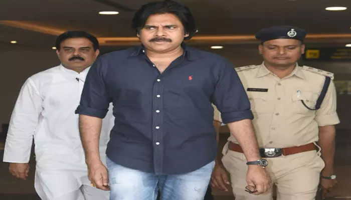 స్పీడ్ పెంచిన పవన్ కల్యాణ్ : మంగళగిరికి జనసేనాని స్పీడ్ పెంచిన పవన్ కల్యాణ్ : మంగళగిరికి జనసేనాని