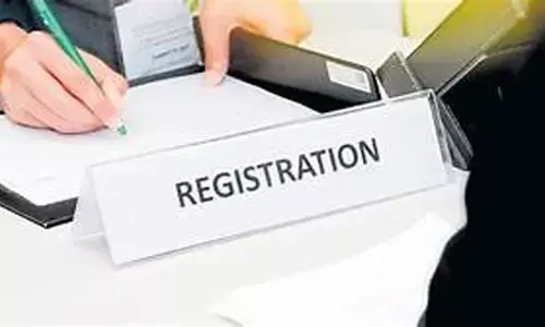 ఏపీలో నిలిచిన రిజిస్ట్రేషన్లు