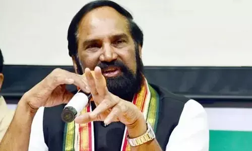 రేపు నా గడ్డం తీసేస్తా: ఉత్తమ్ కుమార్ రెడ్డి